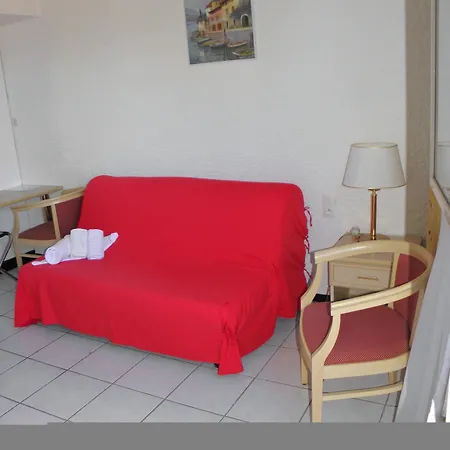 San Pieru Hotell Tarcu