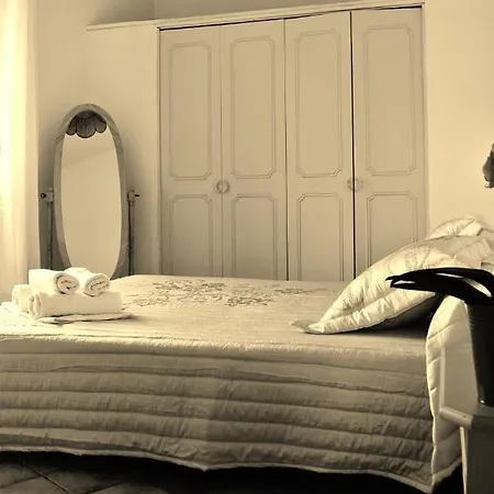 San Pieru Hotell Tarcu