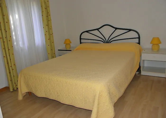 San Pieru فندق