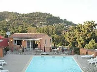 San Pieru فندق Tarcu