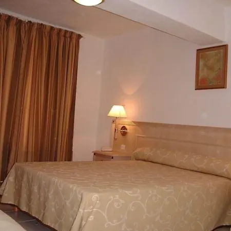 Hotel San Pieru 4*