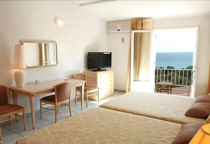 מלון San Pieru 4*