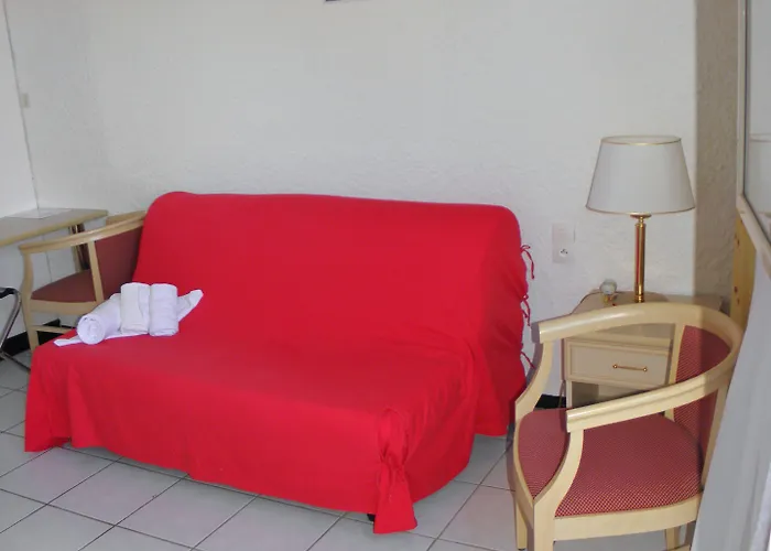 San Pieru מלון Tarcu