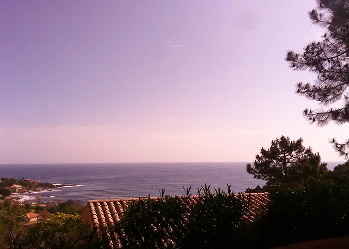 San Pieru מלון Tarcu