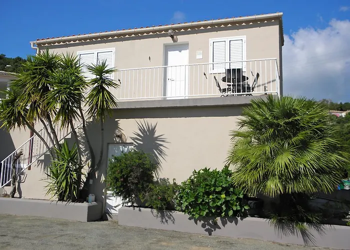 San Pieru מלון 4*